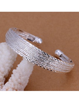 Classic European and American Style Silver - Plated Jacquard Bracelet